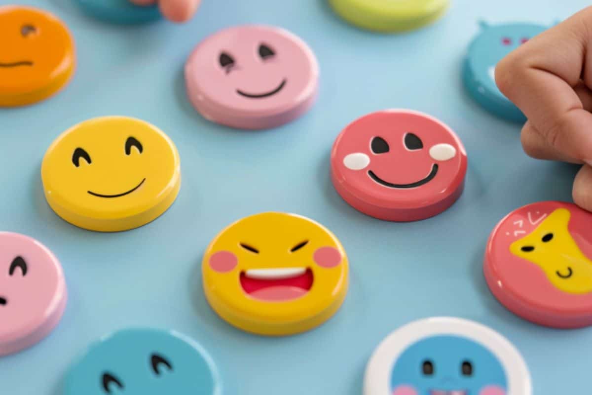 Tactile Emoticons Boost Social Media Communication